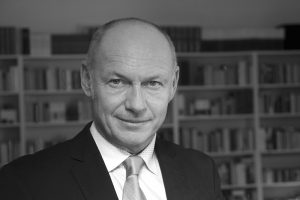 Nikolaus-Nowak-sri-financial